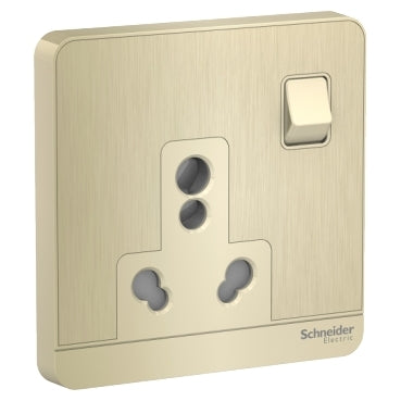 Schneider AvatarOn 3Gang 6/16A Switched Socket